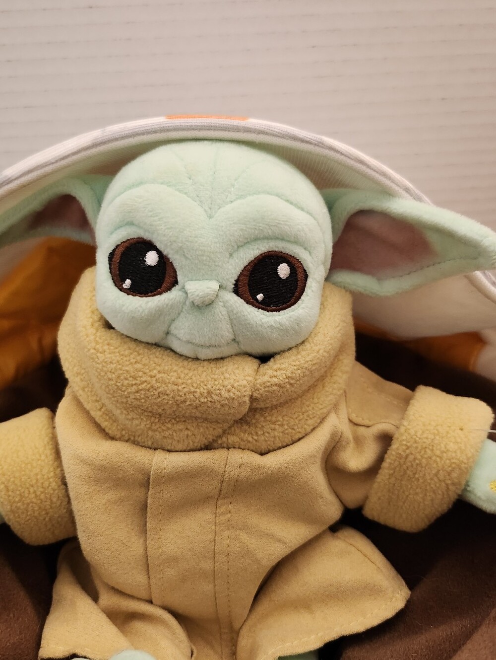 Star Wars Grogu Plush - Picture 2 of 4